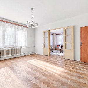 Vícegenerační RD 5+2 s velkou zahradou