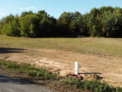 Prodej stavebních pozemků s platným stavebním povolením na 2 dvojdomy